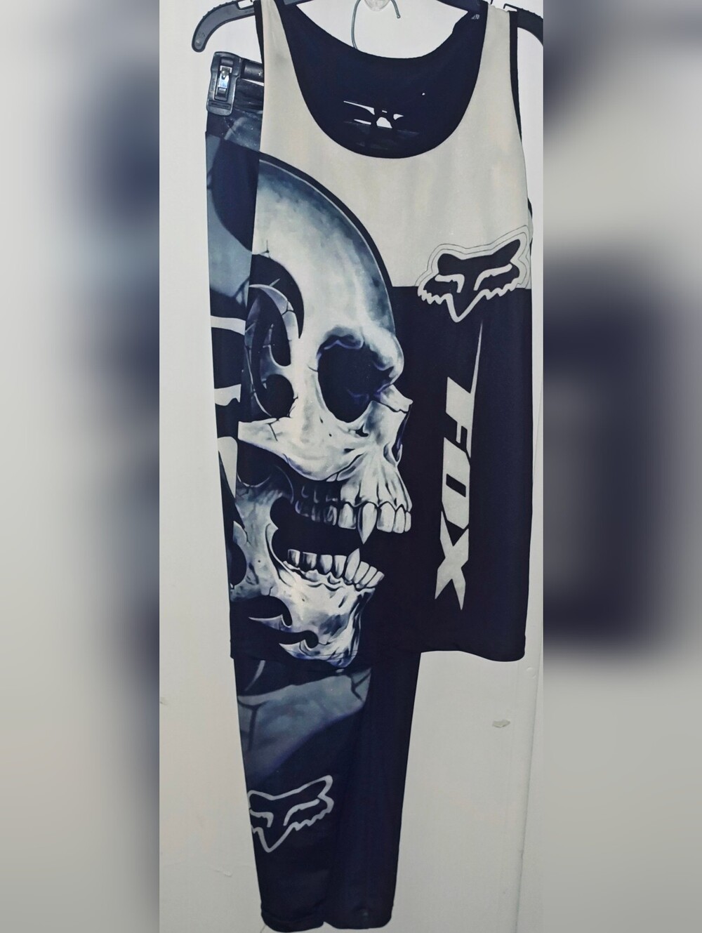 Fox Racing Skull Tank Top And Legging Workout, Yoga, Gym Set
